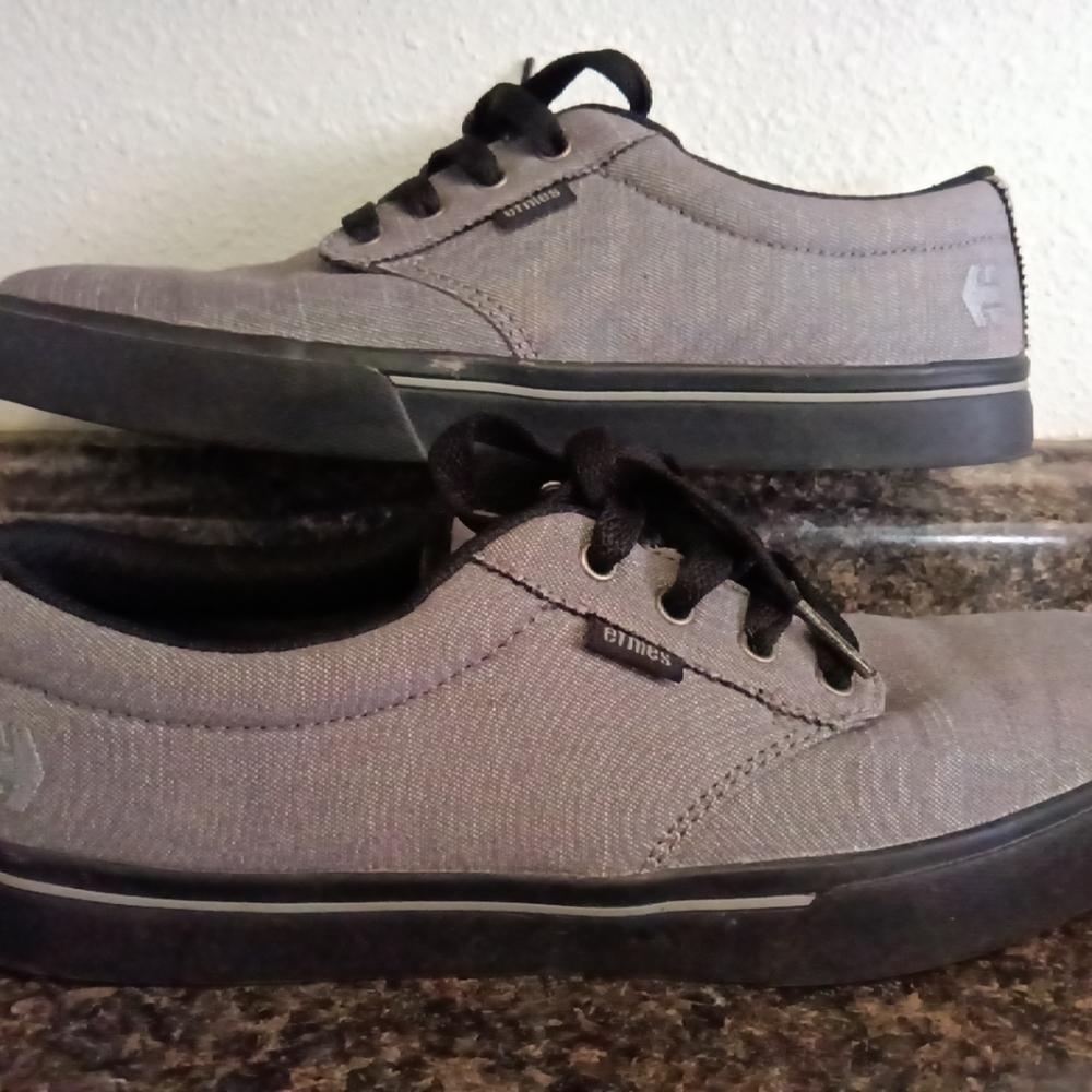 Men's 9 Etnies Jameson Eco 2 Gray Canvas Low Top Lace Up Sneaker Shoes